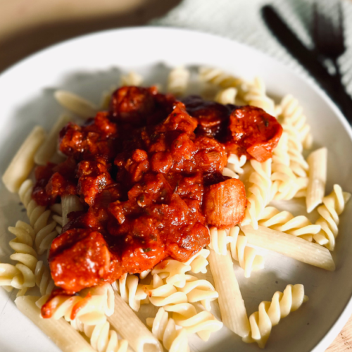 From-scratch-simple-pasta-sauce-finished-plate